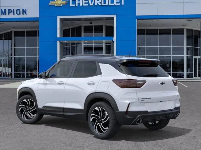 New 2026 Iridescent Pearl Tricoat Chevrolet RS image 6