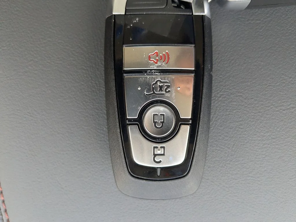 New 2026 Star White Metallic Tri-Coat Ford Active image 30