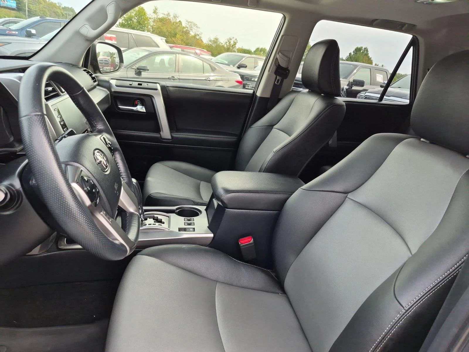 Used 2024 Underground Toyota SR5 Premium image 17