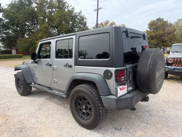 Used 2016 Silver Jeep Unlimited Sport image 10