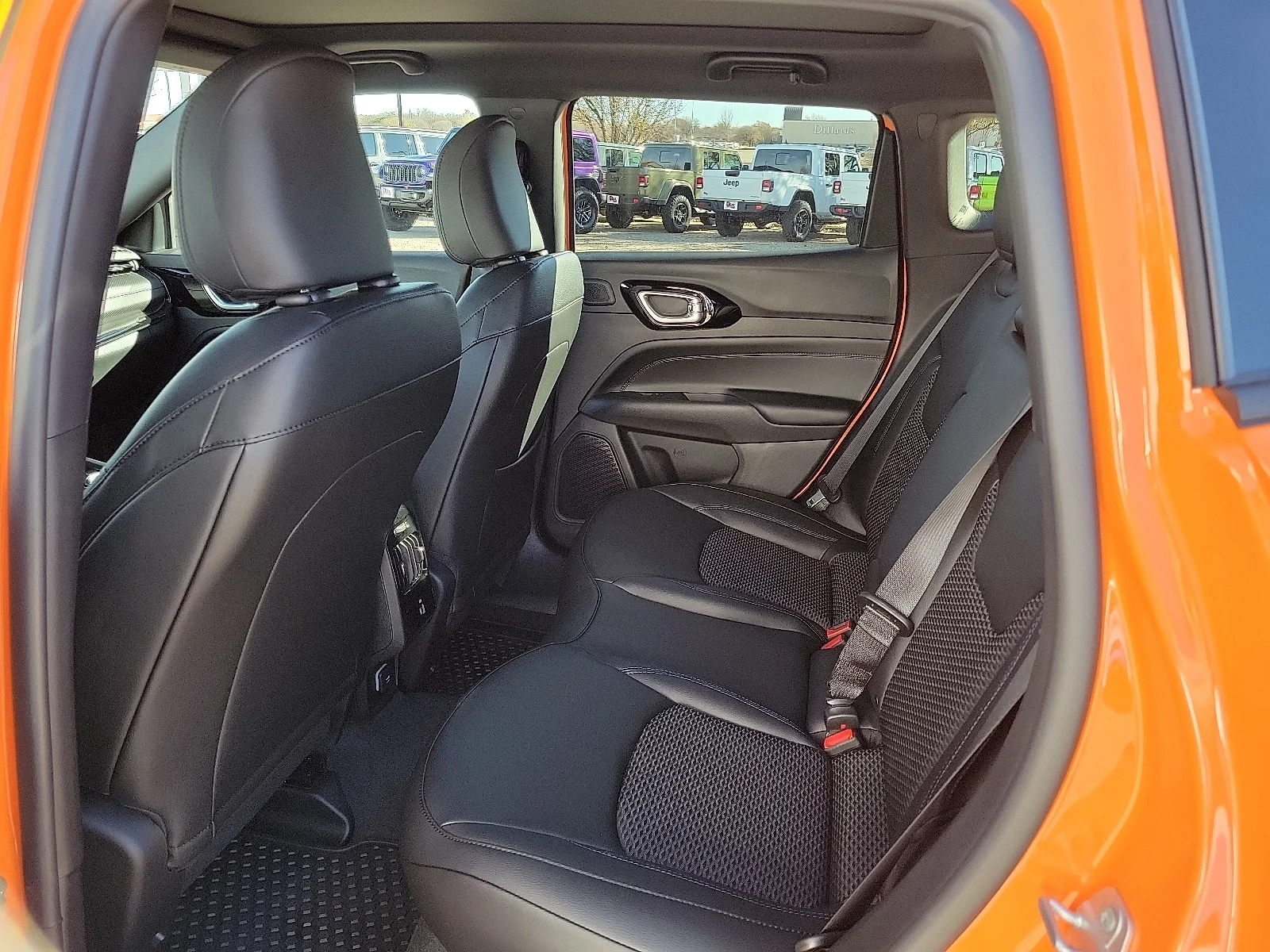 New 2026 PL4 Joose Jeep LATITUDE ALTITUDE 4X4 image 9