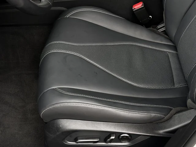 2025 Acura TLX Technology Package - Photo 9