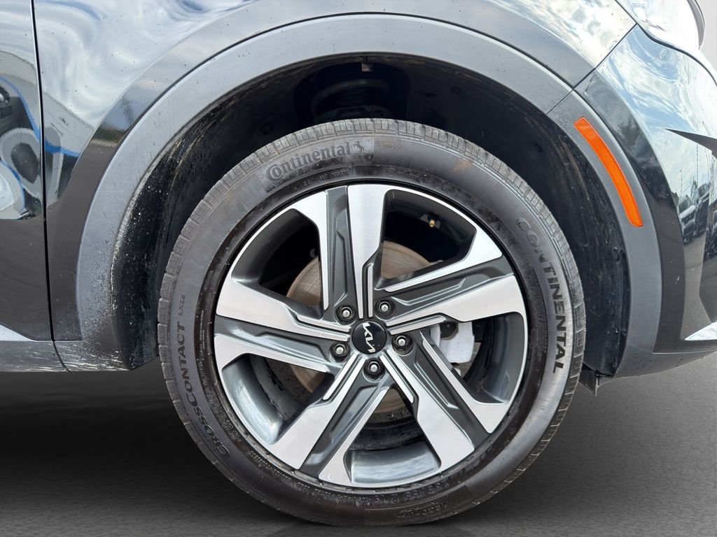 Used 2023 Black Kia SX Prestige image 21