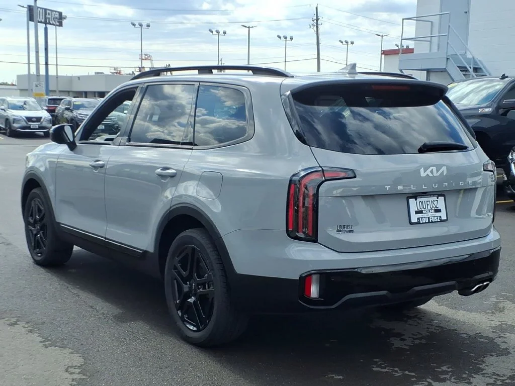 Used 2024 Gray Kia SX-Prestige X-Line image 8