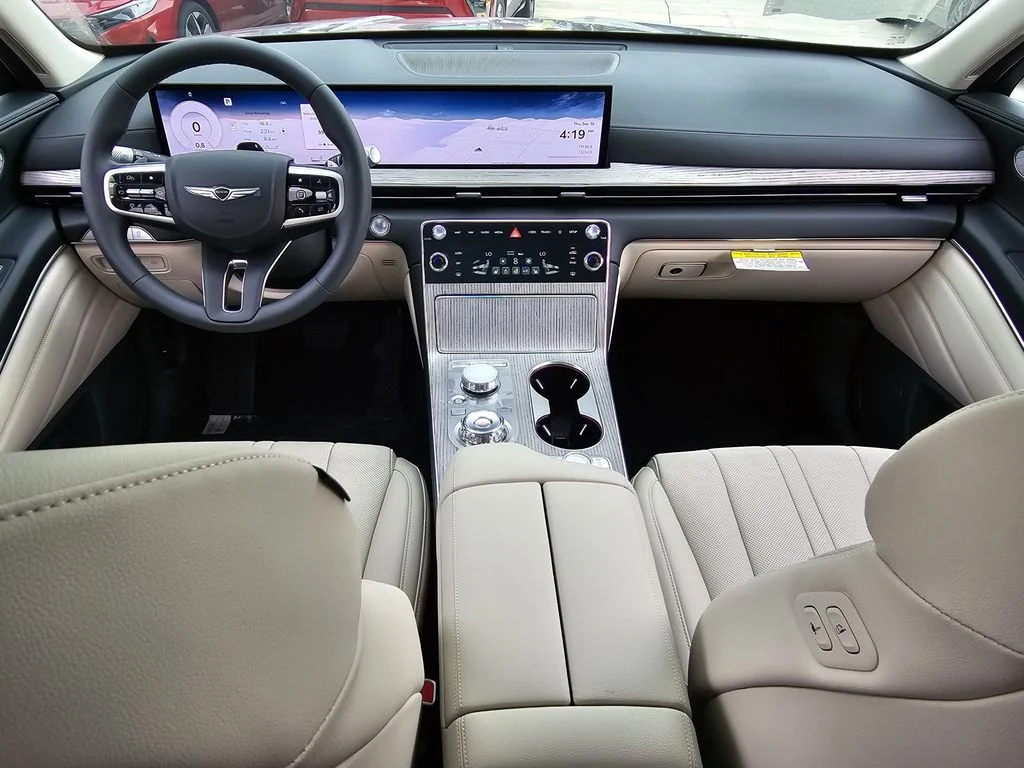 New 2027 Silver Genesis 2.5T Select image 20