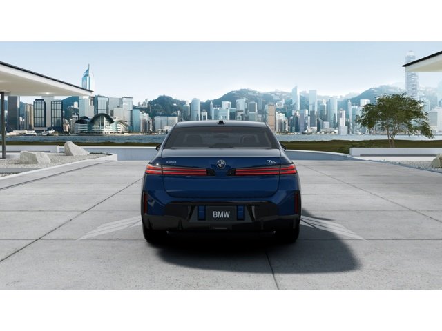 New 2027 Tanzanite Blue II Metallic BMW 740 image 5