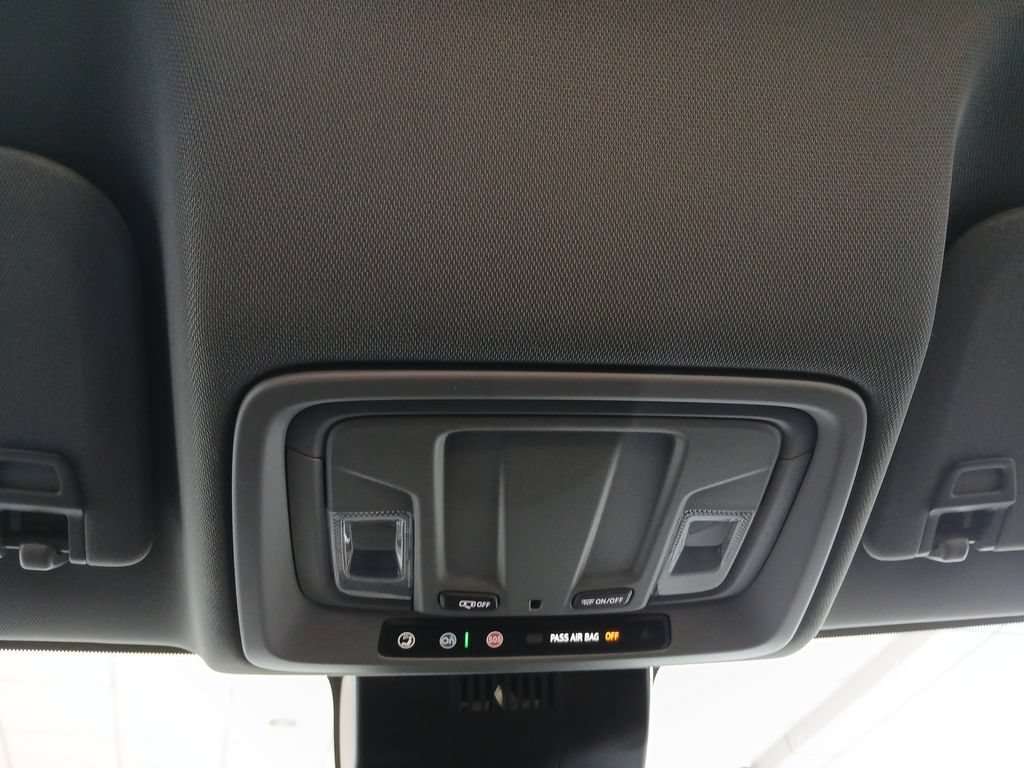 Certified Used 2025 Summit White Chevrolet WT image 14