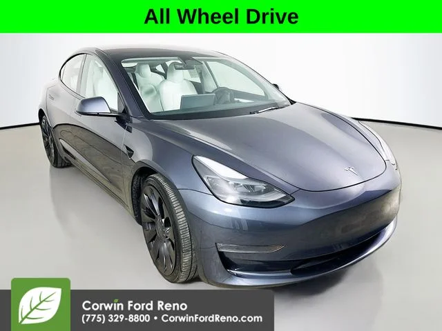 2023 Tesla Model 3 Performance's photo