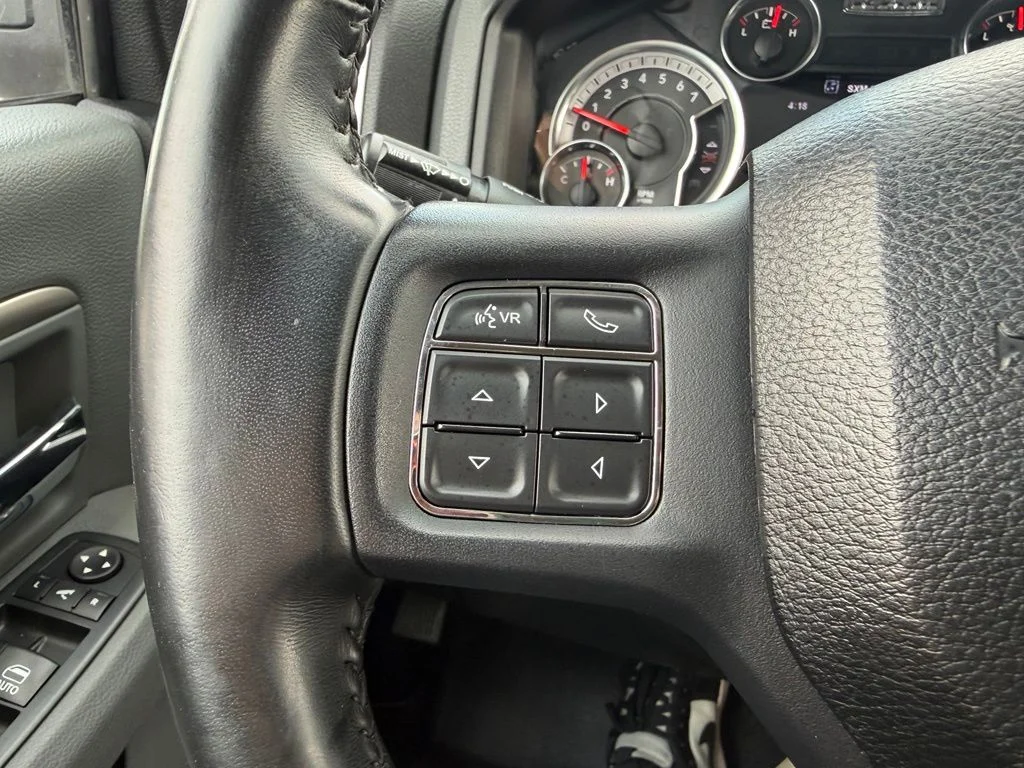 Used 2018 Silver Ram Big Horn image 37
