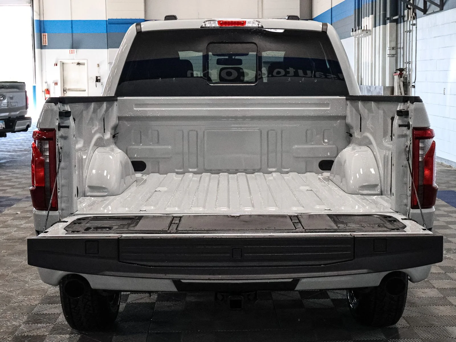New 2026 Avalanche Ford XLT image 18