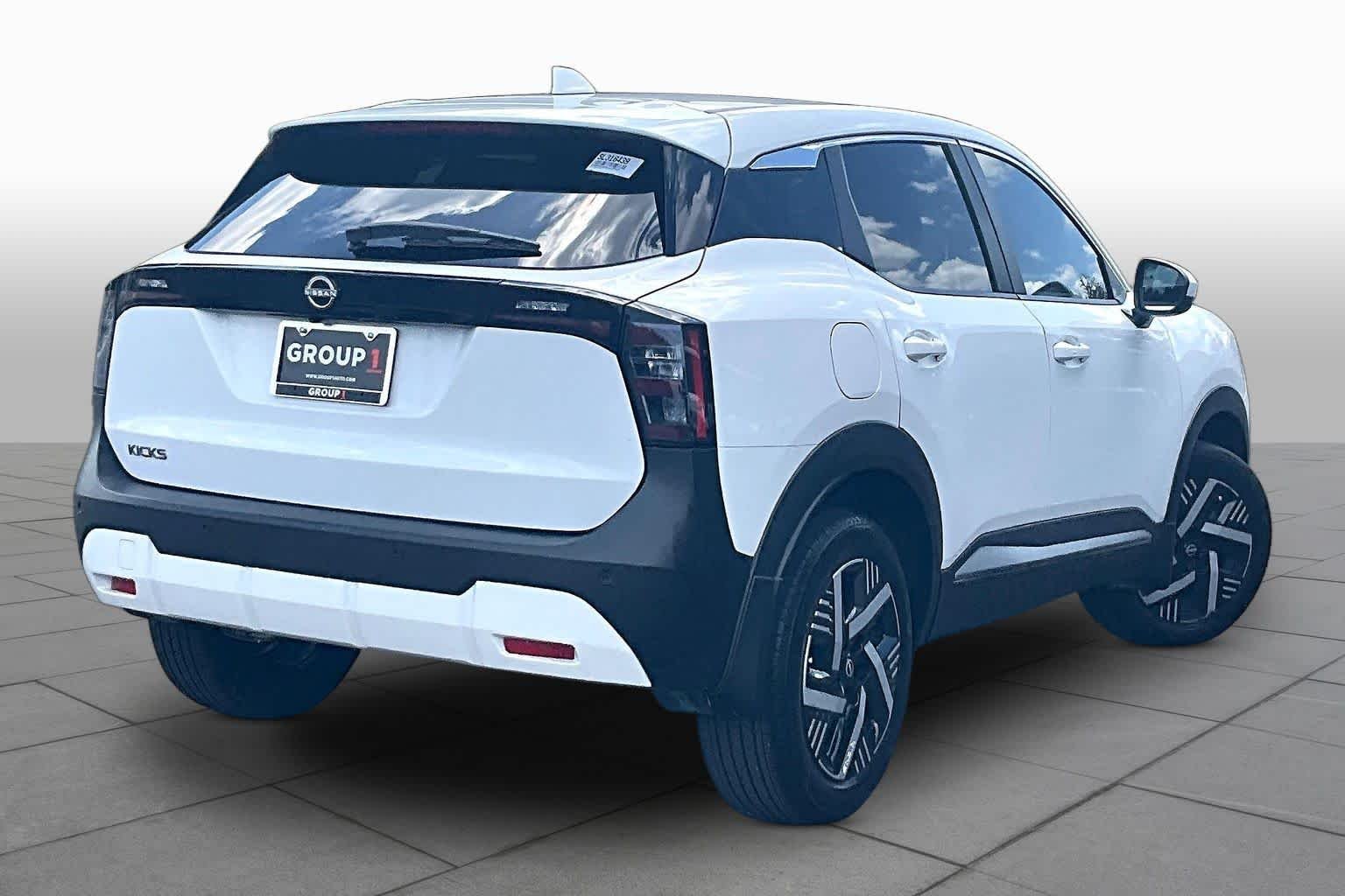 Used 2025 Fresh Powder Nissan SV image 13