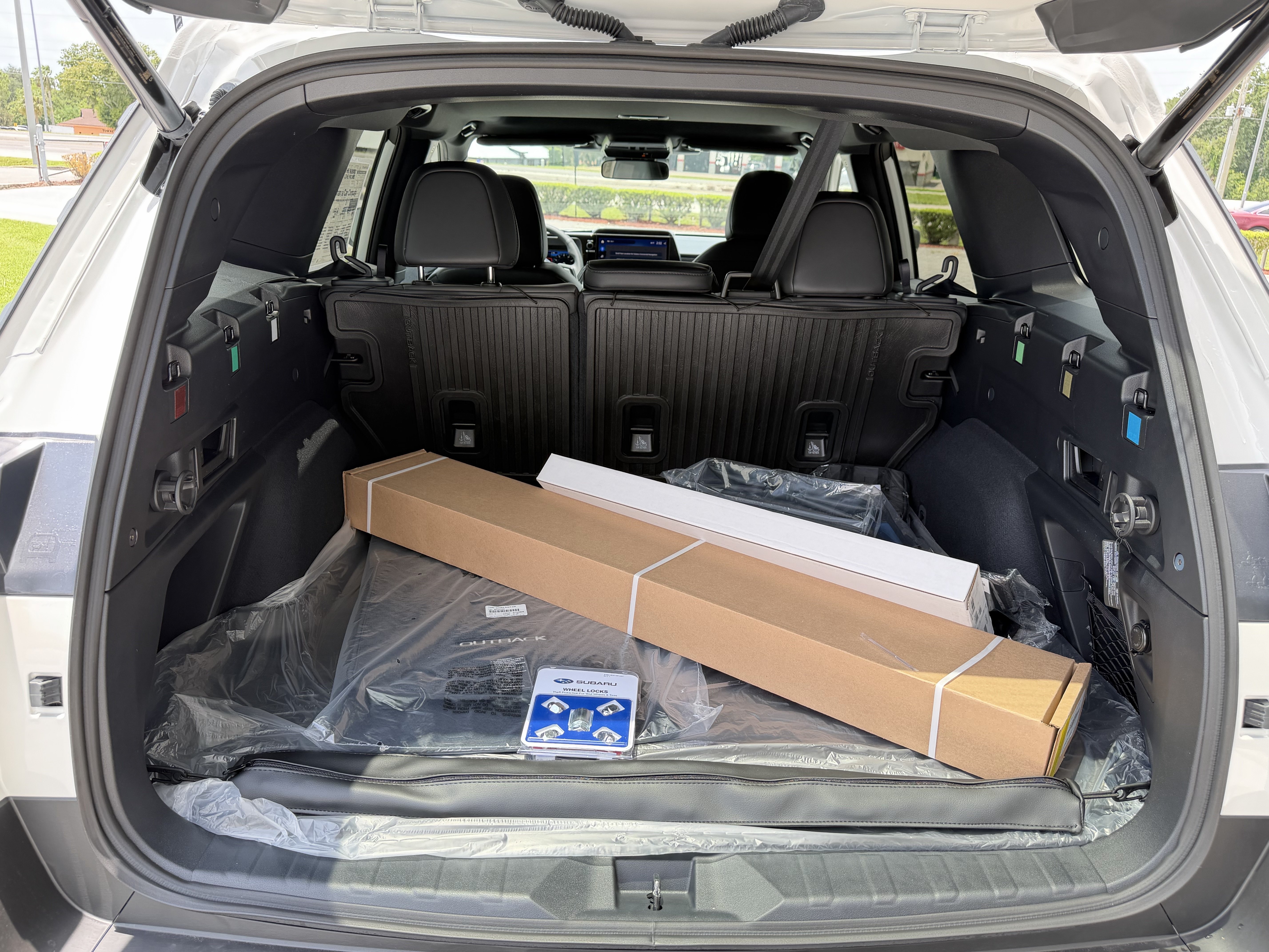 New 2026 CRYSTAL WHITE PEARL Subaru Premium image 14