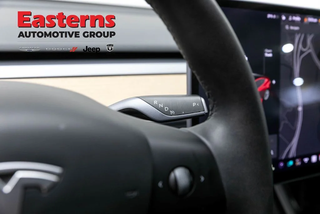 Used 2021 Red Tesla Standard Range Plus image 12