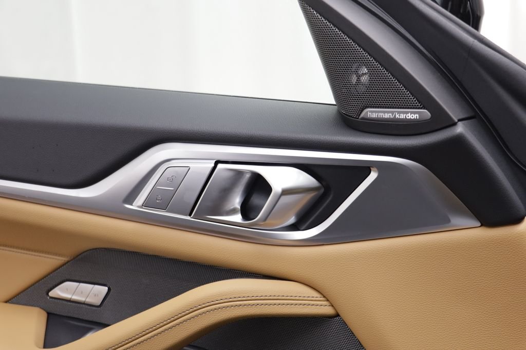 New 2026 Black Sapphire Metallic BMW xDrive40 image 8