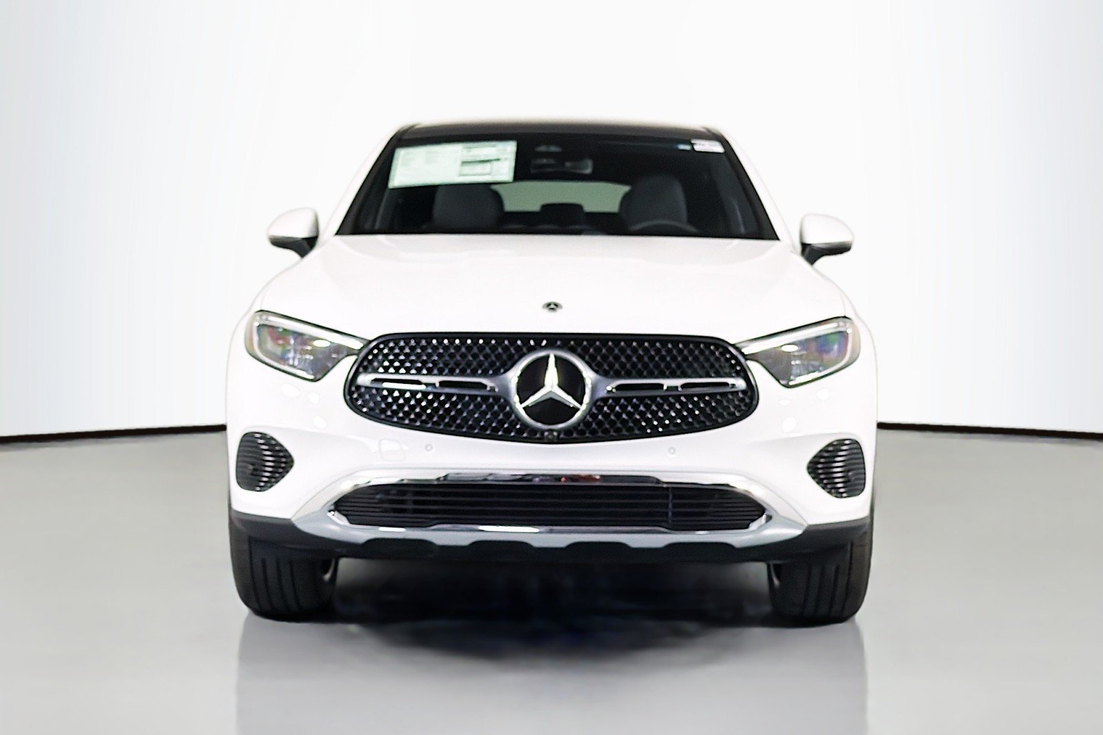 New 2026 Polar White Mercedes-Benz GLC 300 4MATIC® Coupe image 2