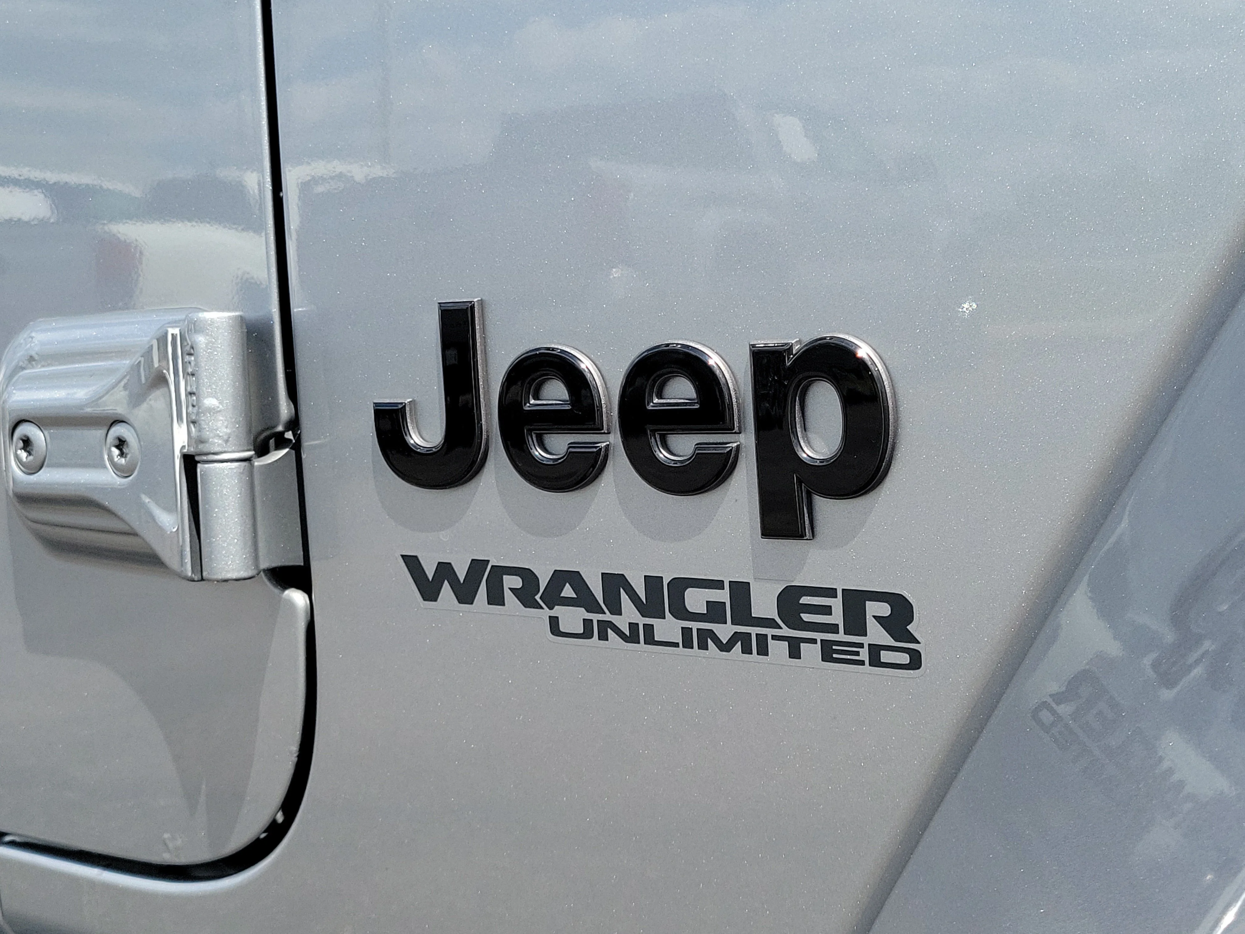 Used 2021 Billet Silver Metallic Clear Coat Jeep High Altitude image 6
