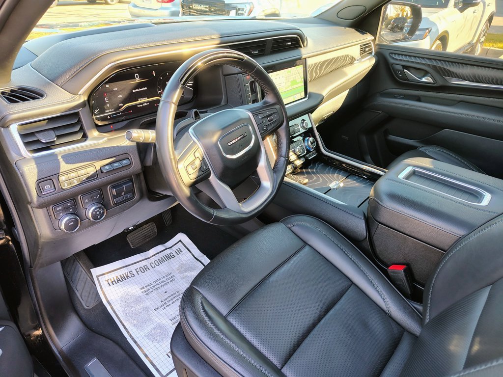 Used 2024 Onyx Black GMC Denali image 40