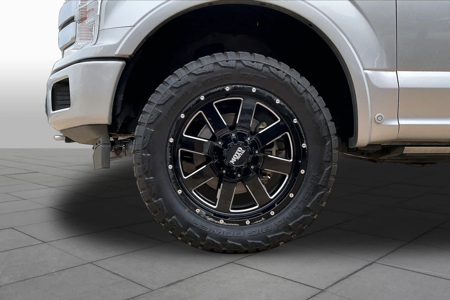 Used 2018 Ingot Silver Ford Platinum image 11