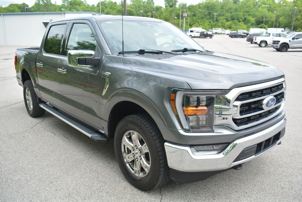 Used 2023 Gray Ford XLT image 4