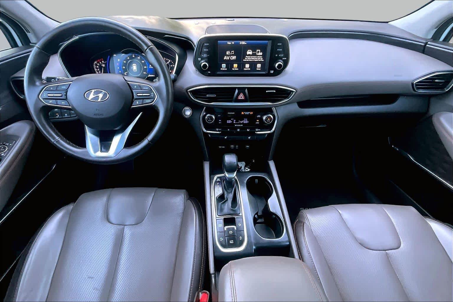 Used 2019 Quartz White Hyundai Limited image 15