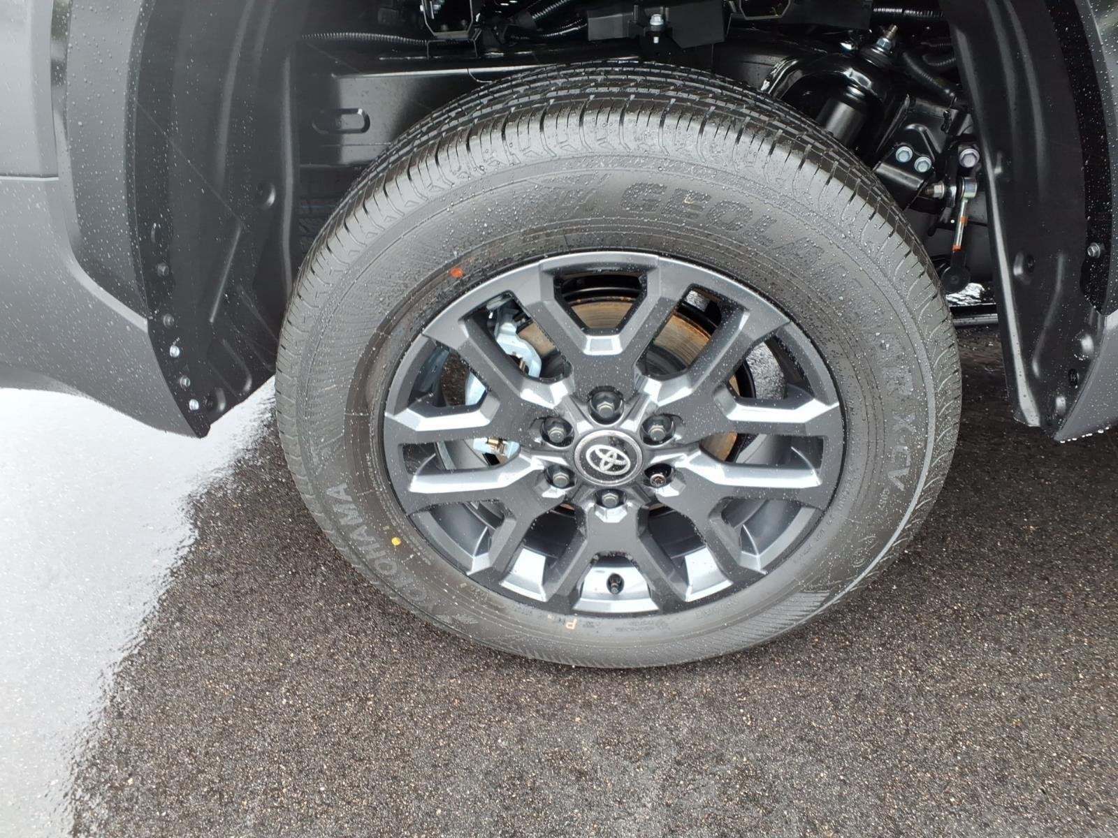 New 2026 Magnetic Gray Metallic Toyota Platinum image 14