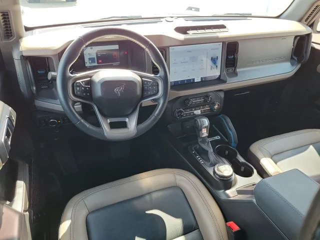 Used 2024 Oxford White Ford Wildtrak image 10