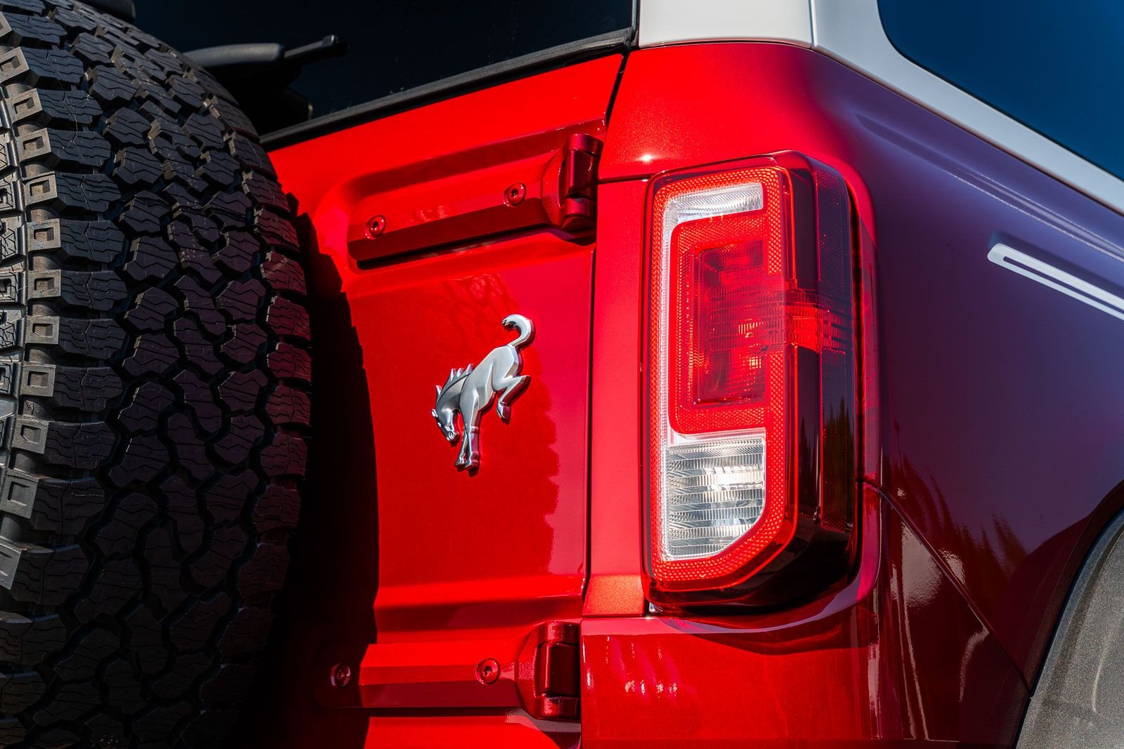 New 2026 Ruby Red Metallic Tinted Clearcoat Ford Heritage Edition image 19