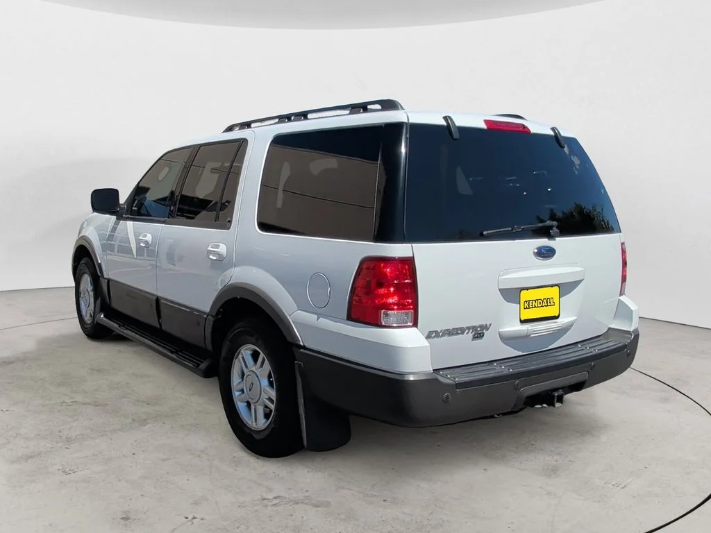 Used 2005 White Ford XLT image 3