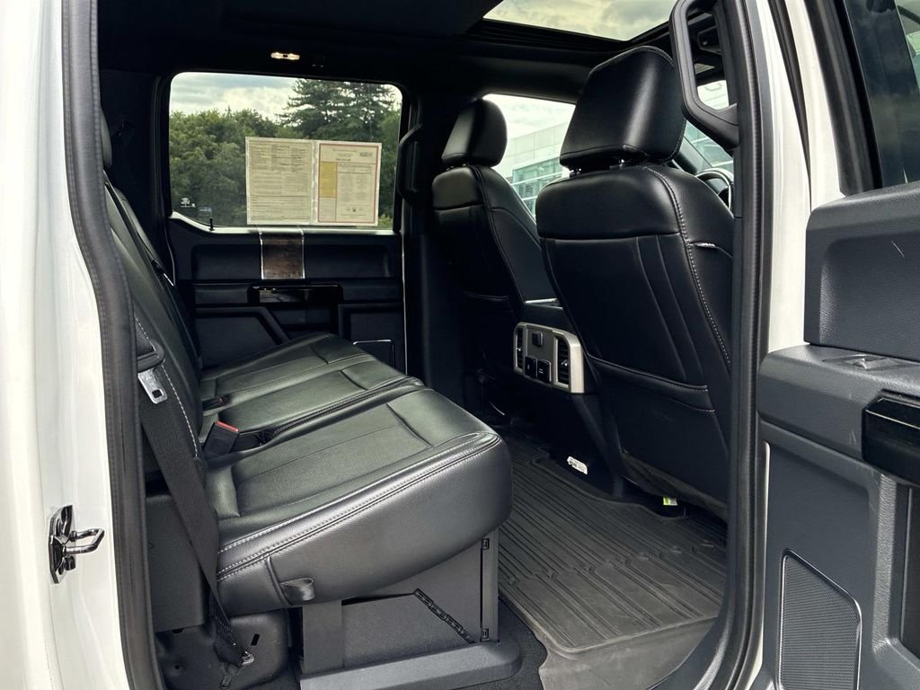 Used 2022 White Ford Lariat image 10