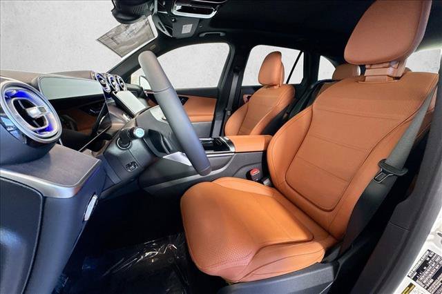 New 2026 Polar White Mercedes-Benz GLC 300 image 48