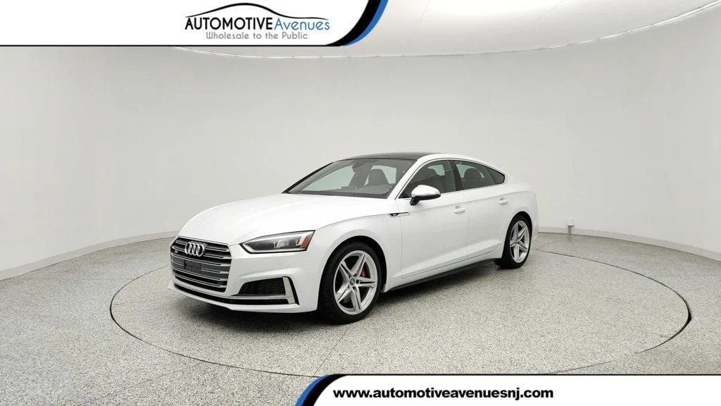 Used 2019 Glacier White Metallic Audi Premium Plus 3.0 TFSI quattro w/ B&O Sound & Magma Red Leather image 1