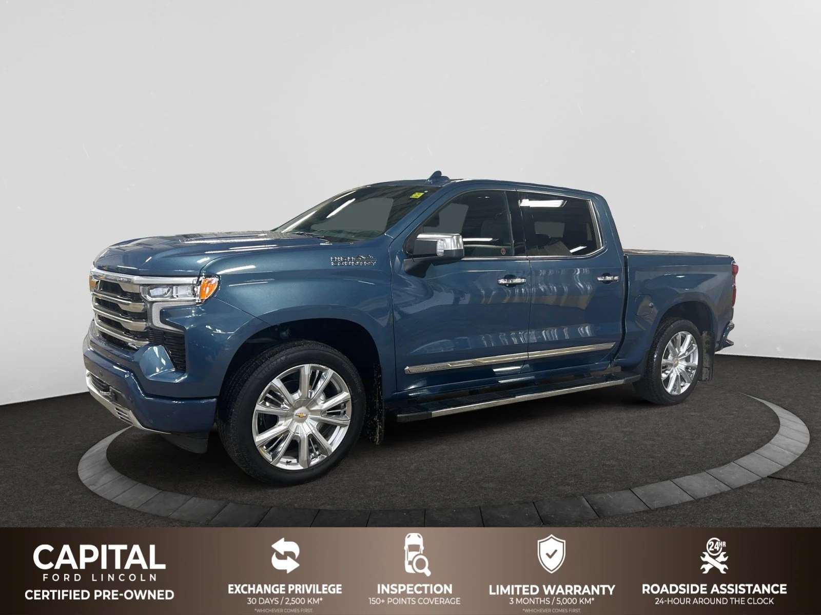 Used 2024 Blue Chevrolet Crew Cab  HIGH COUNTRY image 1