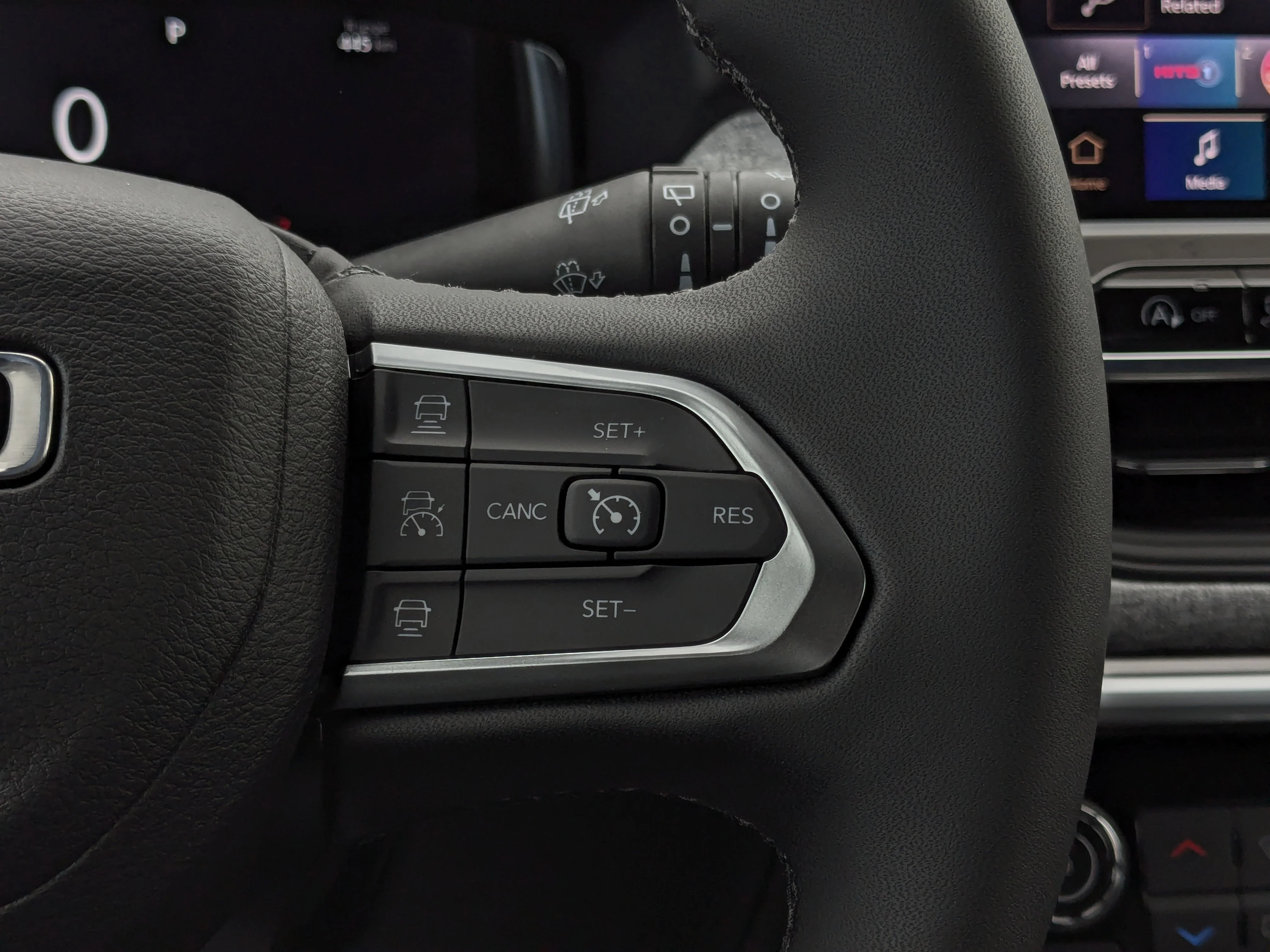New 2025 Blue Jeep North - - 360 CAMERA SYSTEM - 10.1 INCH DISPLAY - ADAPTIVE CRUISE & TONS MORE! image 18