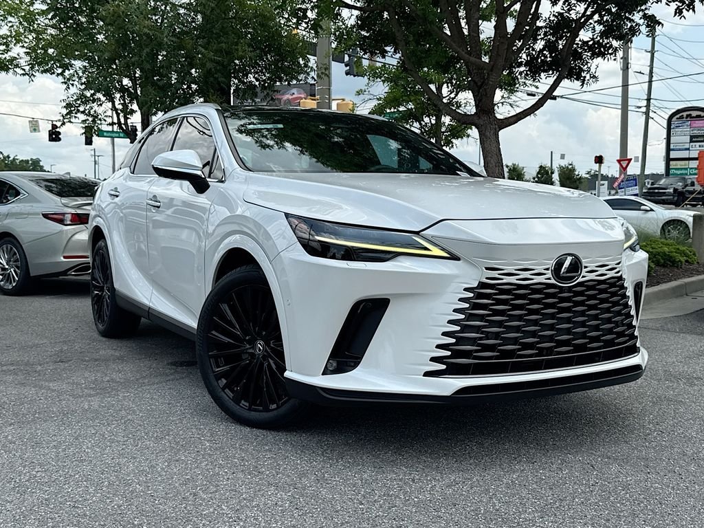 Certified Used 2023 White Pearl Lexus 350 Luxury image 2