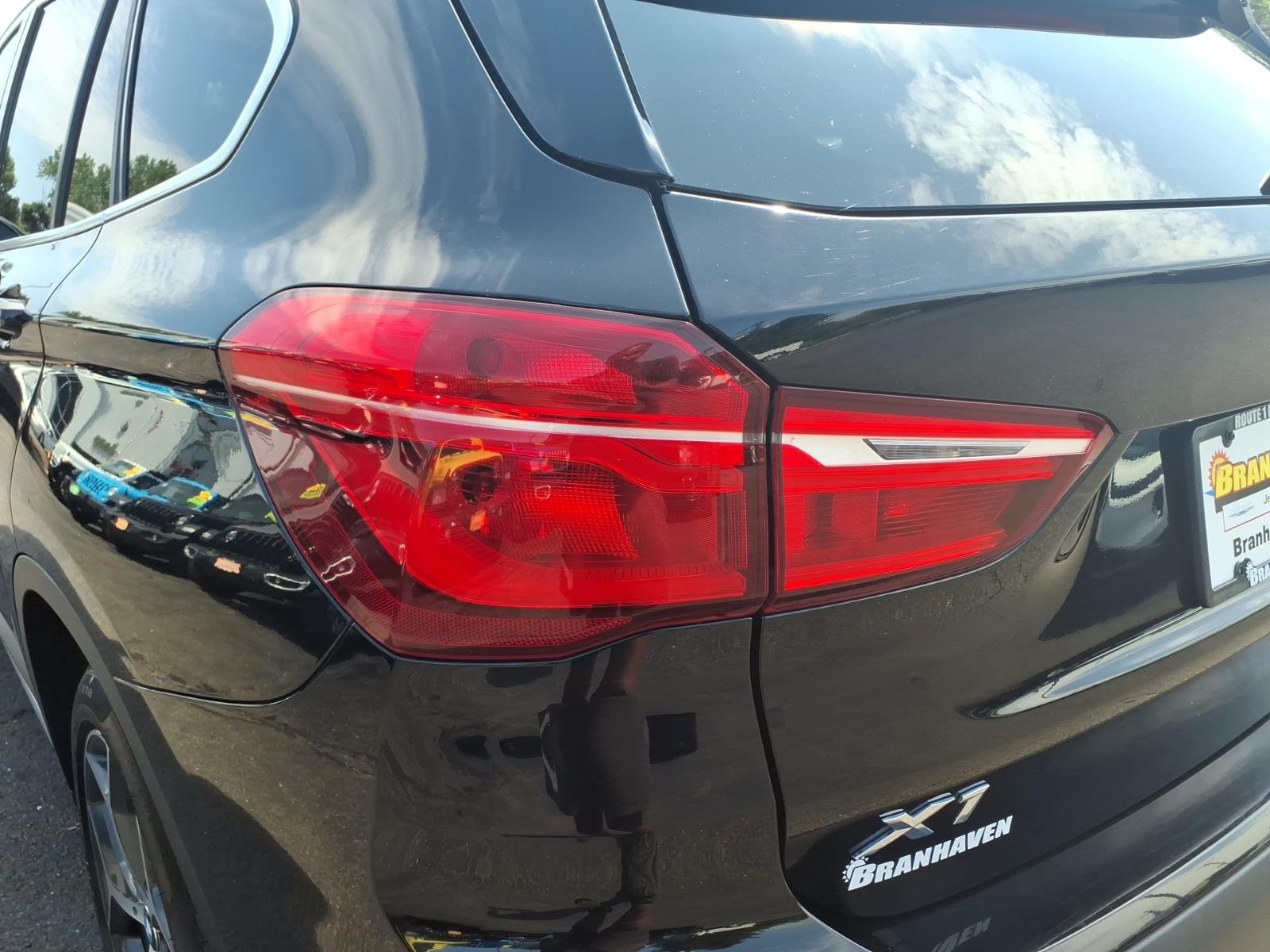 Certified Used 2019 Black BMW xDrive28i image 15