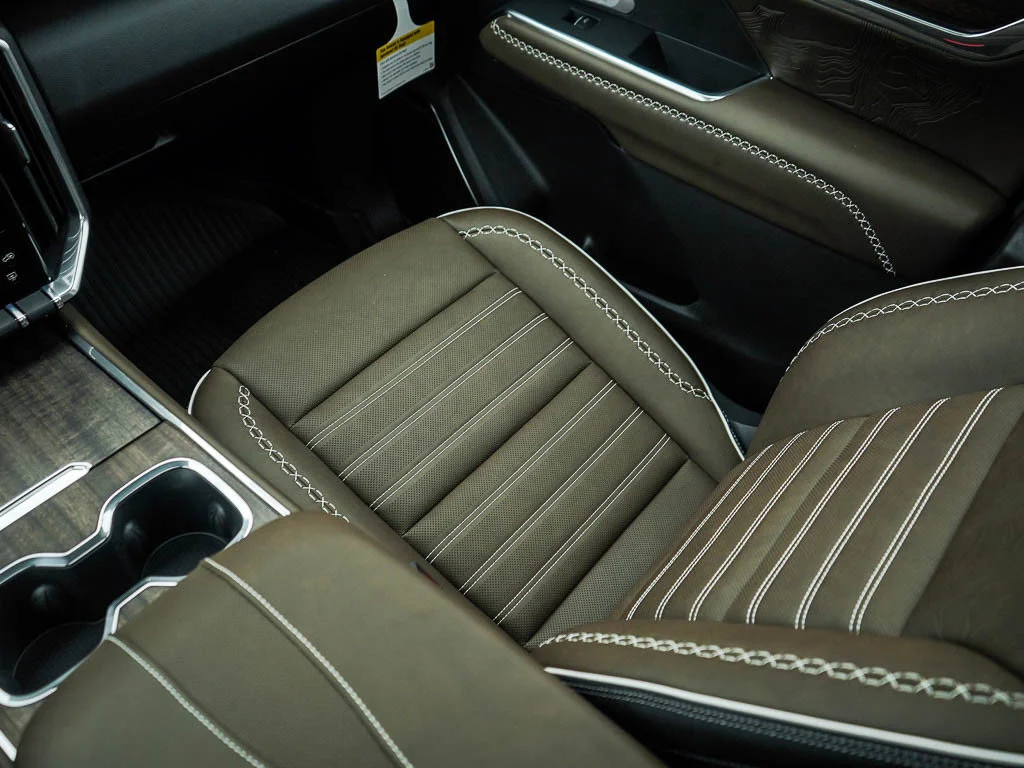 2026 GMC Acadia Denali Ultimate - Photo 26