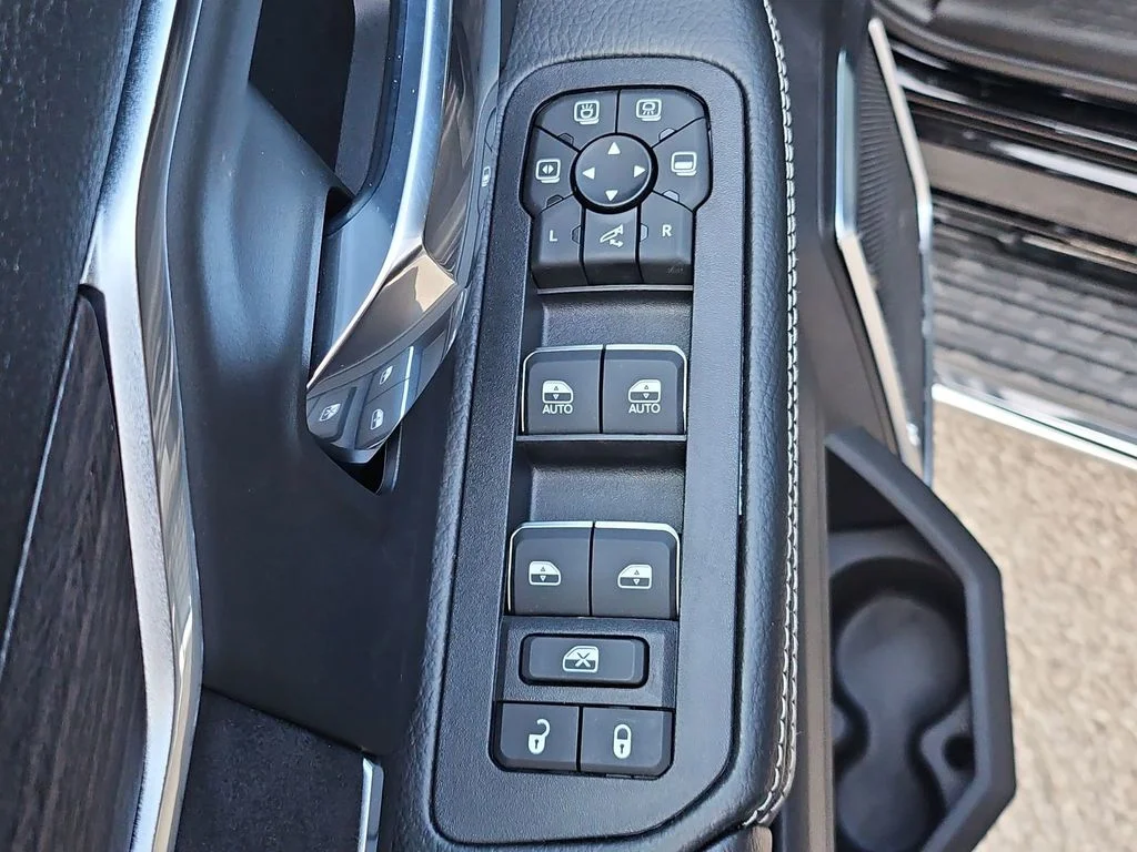 New 2026 Black Ram Laramie image 32