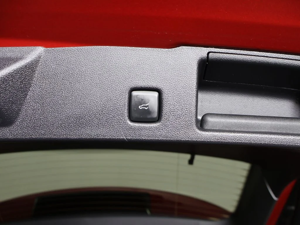 Used 2025 Red Metallic Ford Base image 19
