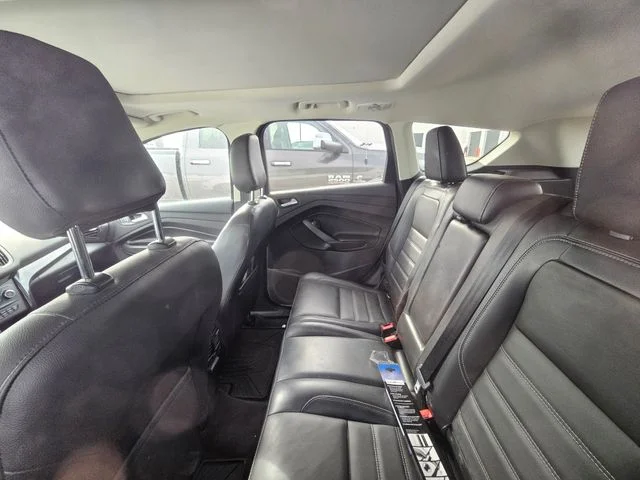 Used 2018 White Platinum Clearcoat Metallic Ford Titanium image 40