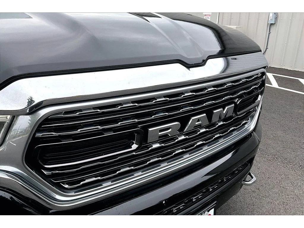 Used 2022 Diamond Black Crystal Pearlcoat Ram Limited image 29