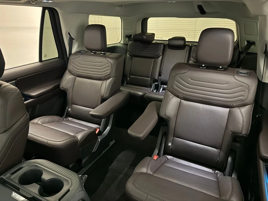 New 2026 Black Ford Platinum image 16
