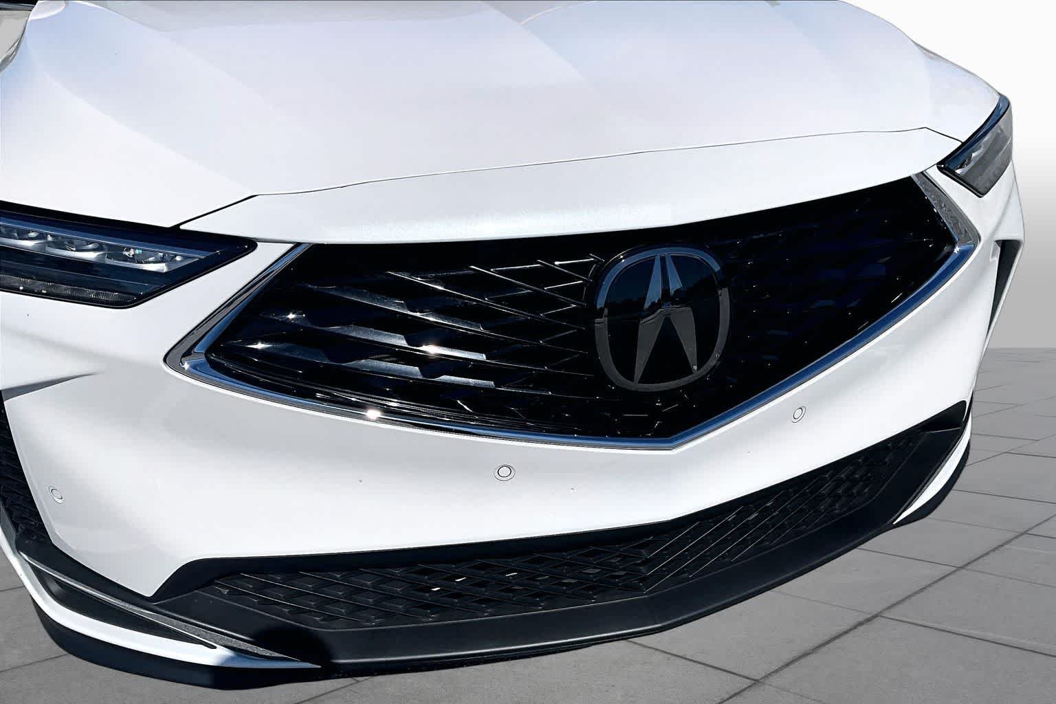 Used 2025 Platinum White Pearl Acura w/Technology Package image 30