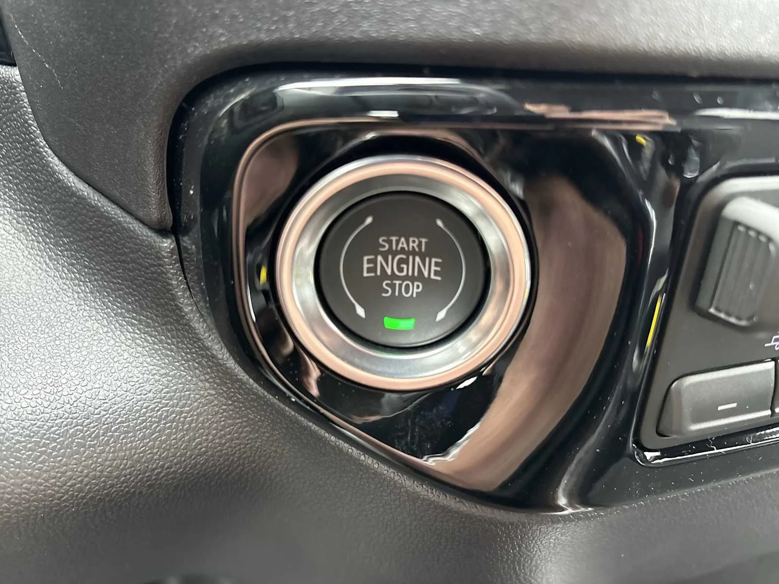 2026 GMC Sierra 2500HD SLT - Photo 18