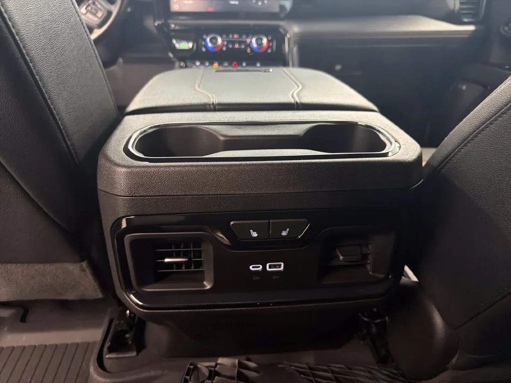 Used 2024 Sterling Metallic GMC AT4 image 19