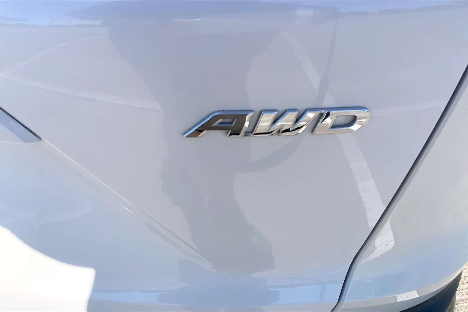 Used 2019 Platinum White Pearl Honda EX image 10