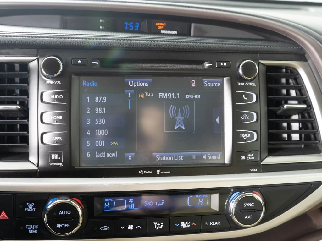 Used 2015 Blue Toyota Limited Platinum V6 image 20