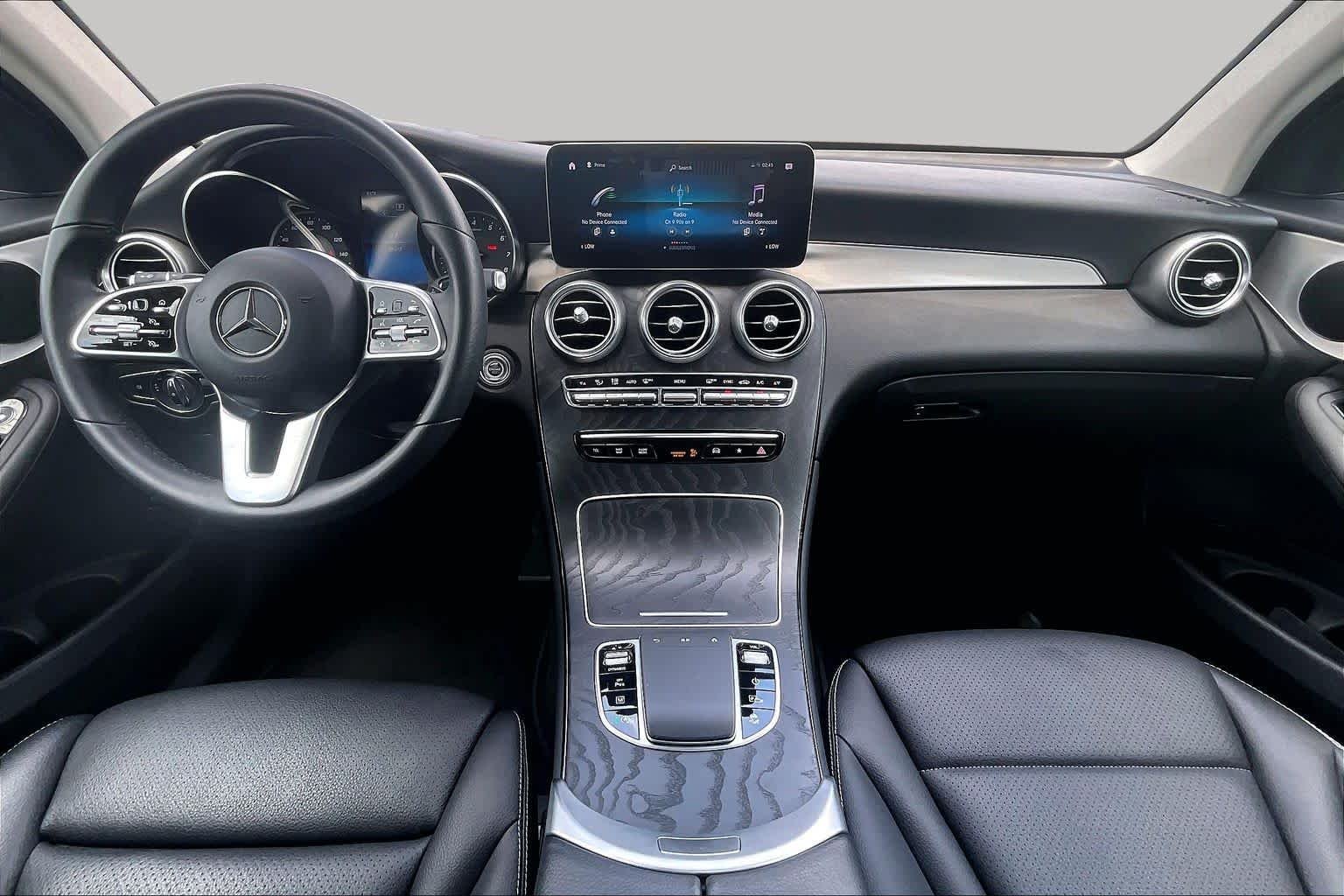 Used 2022 Black Mercedes-Benz GLC 300 image 16