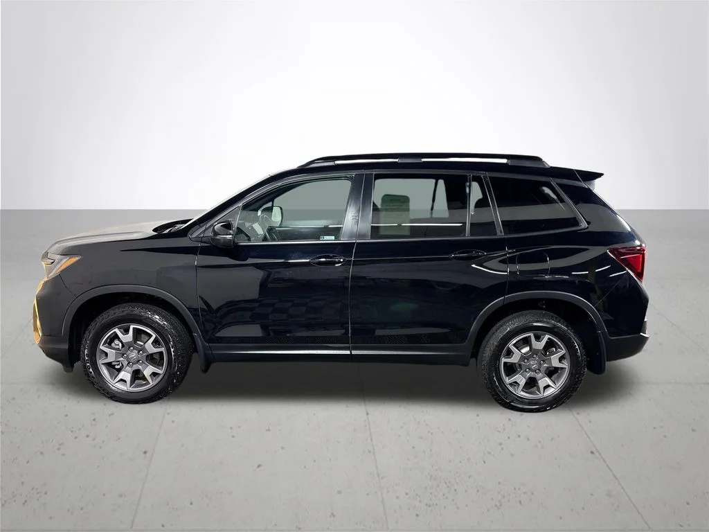 Certified Used 2022 Crystal Black Pearl Honda TrailSport image 10