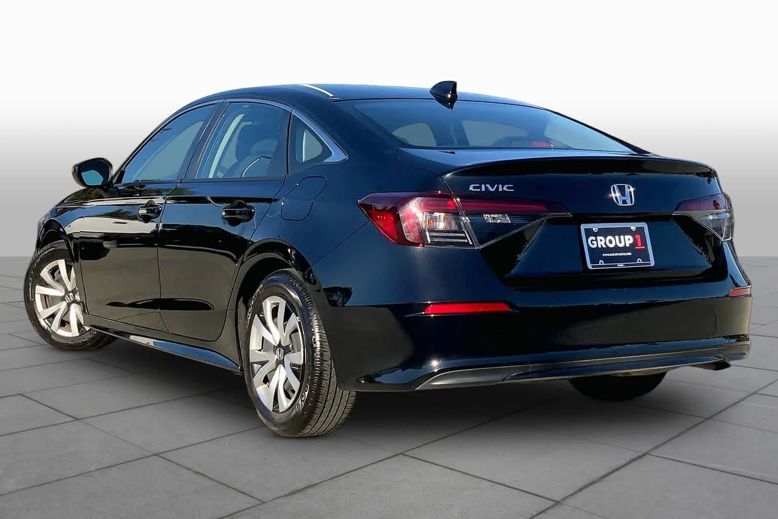 Used 2025 Crystal Black Pearl Honda LX image 12