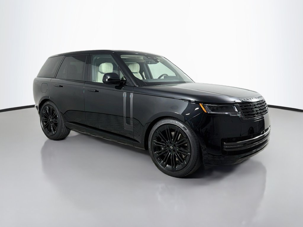 New 2027 Santorini Black Land Rover SE image 3